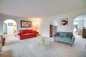 Pet-friendly Apollo Home w/ Furnished Deck!