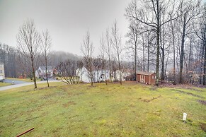 Pet-friendly Apollo Home w/ Furnished Deck!