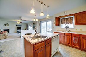 Pet-friendly Apollo Home w/ Furnished Deck!