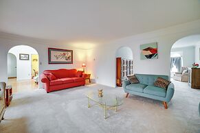 Pet-friendly Apollo Home w/ Furnished Deck!