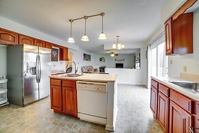 Pet-friendly Apollo Home w/ Furnished Deck!