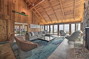 Spacious Lake Leelanau Home on Lake Michigan!