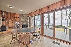Spacious Lake Leelanau Home on Lake Michigan!