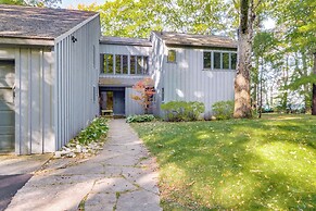 Spacious Lake Leelanau Home on Lake Michigan!