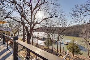 Deck, Fire Pit & Grill: Lakefront Oklahoma Abode