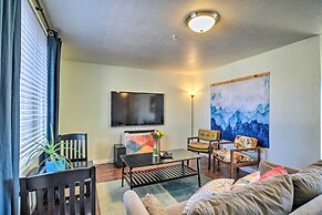 Vibrant ABQ Adobe Den: Mtn Views, Walk to Park!