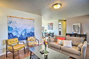 Vibrant ABQ Adobe Den: Mtn Views, Walk to Park!