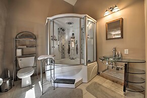 Peaceful Custom Carbondale Home w/ Pool, Near Siu!