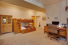 Southwestern Angel Fire Abode w/ Game Room