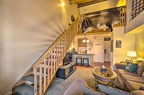 Snug Wintergreen Resort Studio: Ski In & Out!