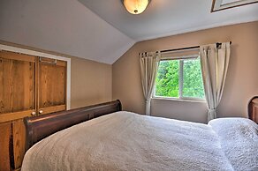 Rustic Stevenson Hideaway With View on the Gorge!