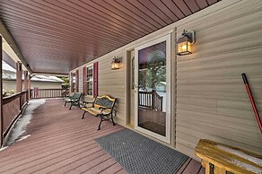 Spacious Lakefront Home w/ Sunroom & Bar!
