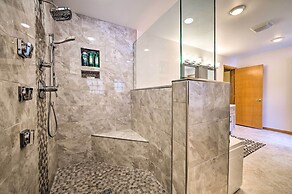 Spacious Lakefront Home w/ Sunroom & Bar!