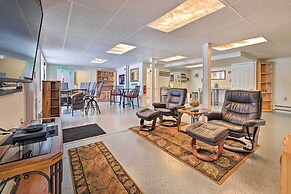 Spacious Lakefront Home w/ Sunroom & Bar!