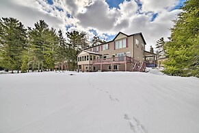 Spacious Lakefront Home w/ Sunroom & Bar!