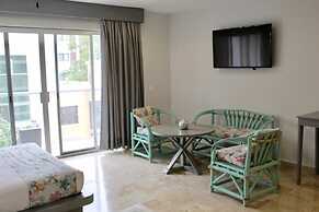 5a Coral Suites