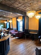 The Hand Hotel Bed & Breakfast