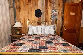 The Hand Hotel Bed & Breakfast