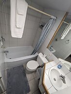 Majestic Rockies Motel