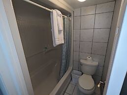 Majestic Rockies Motel