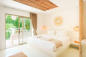 Elephant Beach Club & Resort Samui