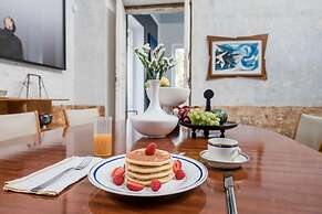 Naples Designer Loft by Elite Villas