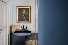 Naples Designer Loft by Elite Villas