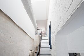 Naples Designer Loft by Elite Villas