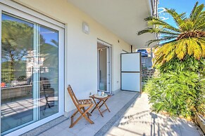 Beachy Vibes- 900m From the Beach