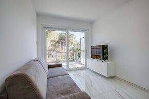 Beachy Vibes- 900m From the Beach