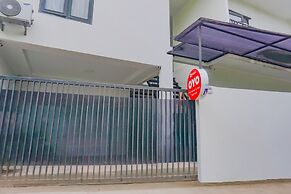 OYO 90220 Pendowo Limo Syariah