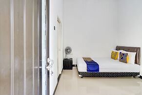 SPOT ON 91745 Rumah Kost Gresik Syariah