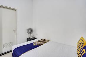 SPOT ON 91745 Rumah Kost Gresik Syariah