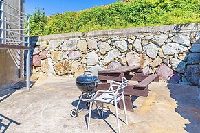 Namhae Butkokgiljinaseo