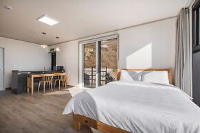 Namhae Butkokgiljinaseo