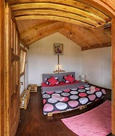 BOSNIAN PYRAMID GLAMPING