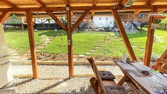 BOSNIAN PYRAMID GLAMPING