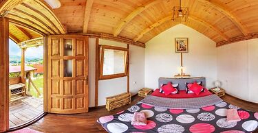 BOSNIAN PYRAMID GLAMPING