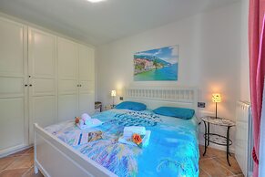 Borgo Belvedere-lake View & Shared Pool