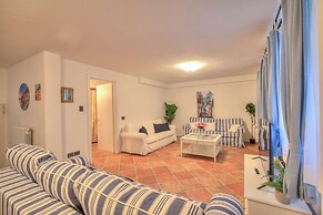 Borgo Belvedere-lake View & Shared Pool