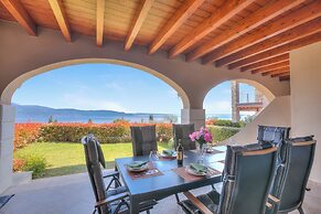 Borgo Belvedere-lake View & Shared Pool