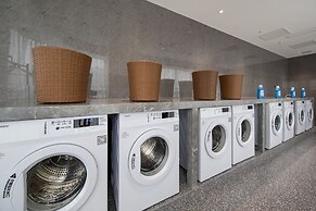 GZ Baiyun Airport MeHood Liz Hotel T1