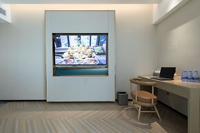 GZ Baiyun Airport MeHood Liz Hotel T1