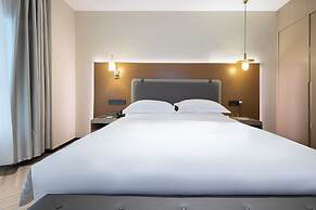 GZ Baiyun Airport MeHood Liz Hotel T1