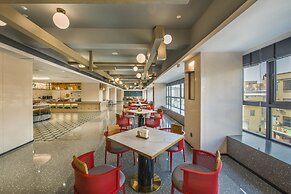 GZ Baiyun Airport MeHood Liz Hotel T1