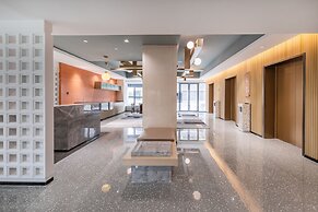 GZ Baiyun Airport MeHood Liz Hotel T1