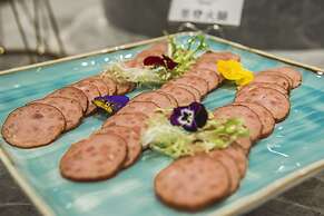 GZ Baiyun Airport MeHood Liz Hotel T1