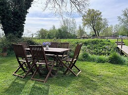 Kingfishers Cottage 8