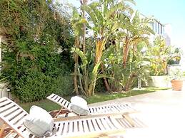 Sea Garden Gallipoli