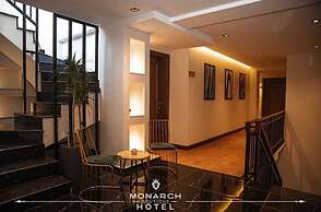 Monarch Hotel